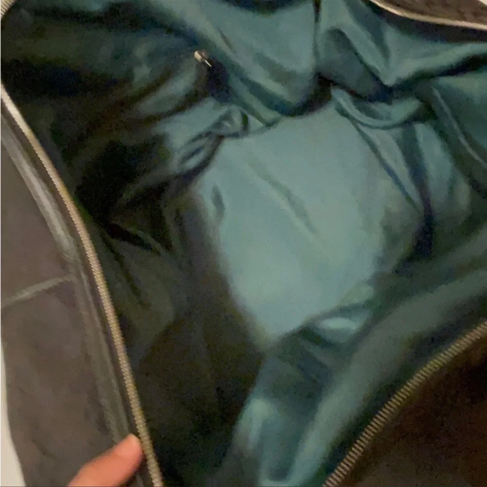 Authentic coach large travel luggage good conditions_8